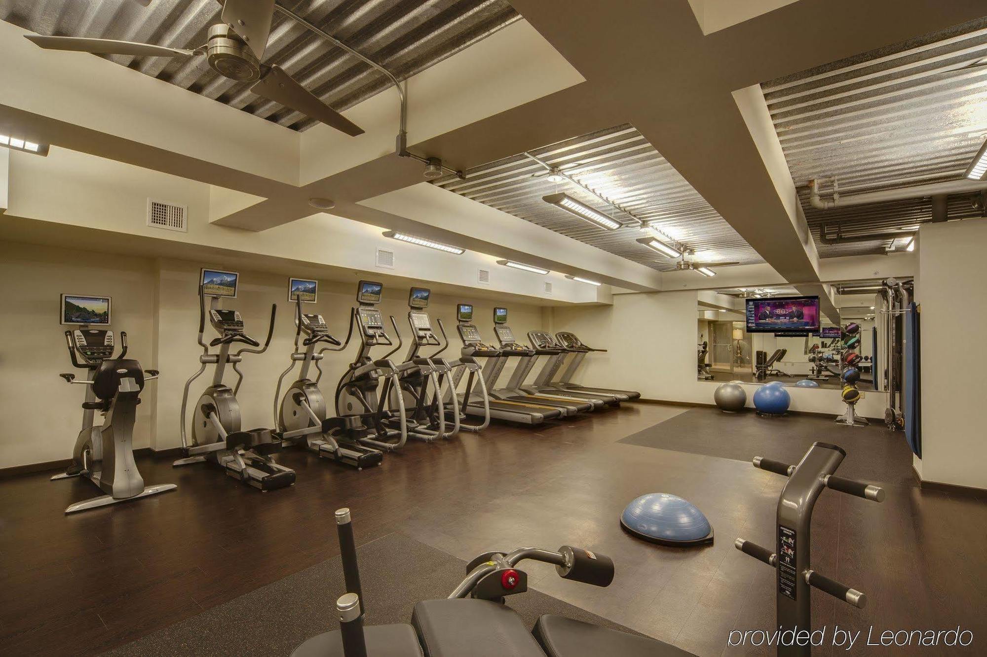 The Madison Concourse Hotel Ngoại thất bức ảnh